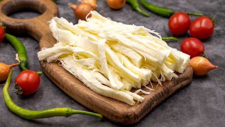 КАШКАВАЛ НА КОНЦИ/ДЪРПАН ТУРСКИ BINVEZIR/AKNAZ МНОГО ВКУСЕН 500ГР
